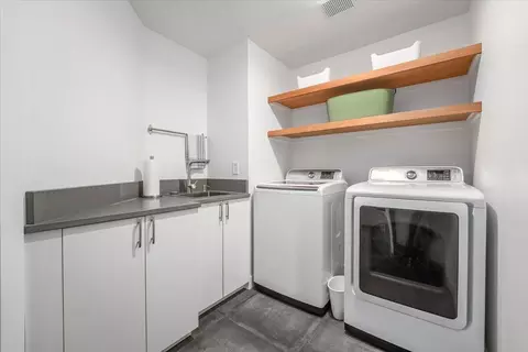 Other - 2347 Monterey Ct, Redding, CA 96001 photo 10 of 17
