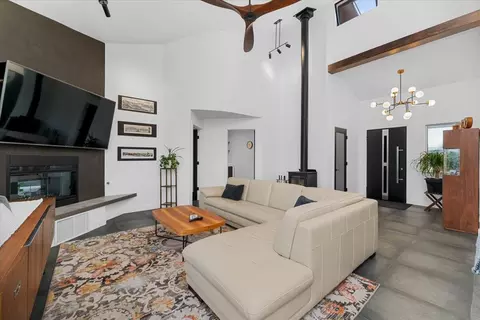 Living - 2347 Monterey Ct, Redding, CA 96001 photo 5 of 5
