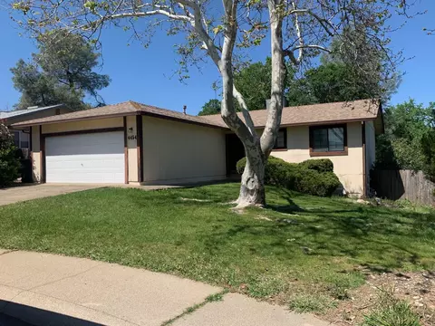 4454 Swallowtail Ct, Redding, CA 96003