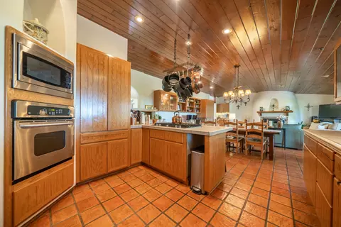 Kitchen - 15384 Prospect Dr, Redding, CA 96001 photo 3 of 4