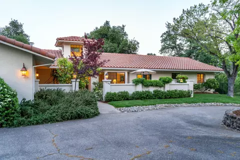 Exterior - 15384 Prospect Dr, Redding, CA 96001 photo 36 of 53