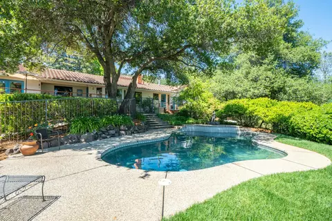 Exterior - 15384 Prospect Dr, Redding, CA 96001 photo 11 of 53