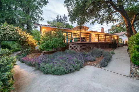 Exterior - 15384 Prospect Dr, Redding, CA 96001 photo 51 of 53