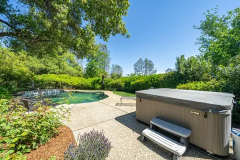 Exterior - 15384 Prospect Dr, Redding, CA 96001 photo 17 of 53