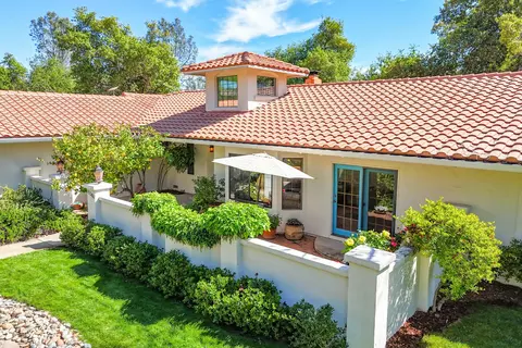 Exterior - 15384 Prospect Dr, Redding, CA 96001 photo 30 of 53