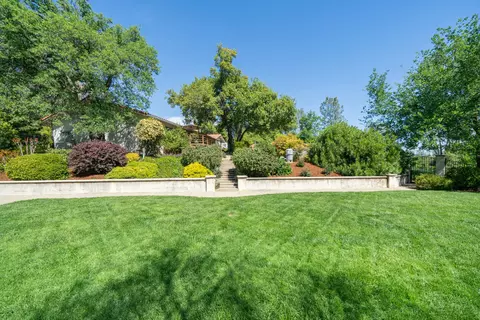Exterior - 15384 Prospect Dr, Redding, CA 96001 photo 20 of 53