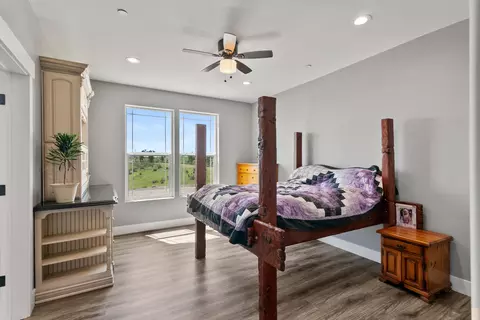 Bedroom - 6842 Nedra Ln, Anderson, CA 96007 photo 1 of 3