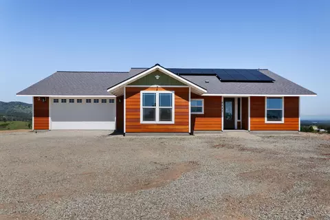 Exterior - 6842 Nedra Ln, Anderson, CA 96007 photo 2 of 8
