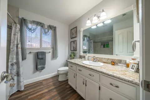 3845 Sunglow Dr, Redding, CA 96001 photo 22
