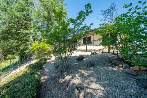 3845 Sunglow Dr, Redding, CA 96001 photo 36