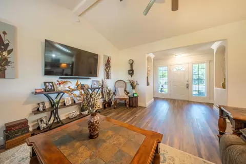 3845 Sunglow Dr, Redding, CA 96001 photo 8