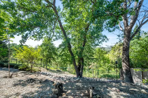 3845 Sunglow Dr, Redding, CA 96001 photo 33