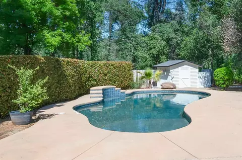 Exterior - 4045 Mt Whitney Way, Redding, CA 96002 photo 21 of 25