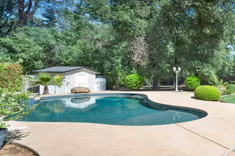 Exterior - 4045 Mt Whitney Way, Redding, CA 96002 photo 13 of 25