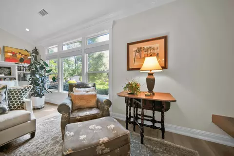 Living - 4045 Mt Whitney Way, Redding, CA 96002 photo 5 of 6