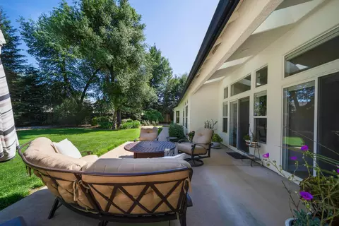 Exterior - 4045 Mt Whitney Way, Redding, CA 96002 photo 5 of 25