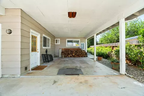 6860 Riata Dr, Redding, CA 96002 photo 37