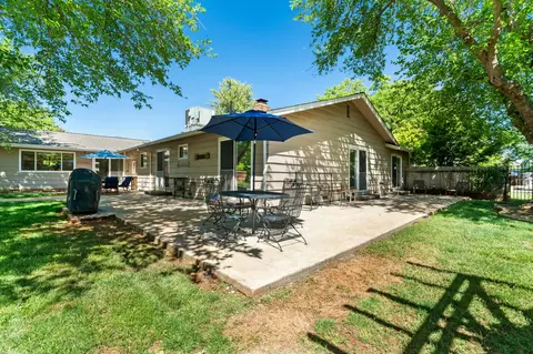 6860 Riata Dr, Redding, CA 96002 photo 36