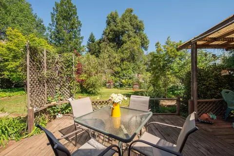 1252 De Moll Dr, Redding, CA 96002 photo 12