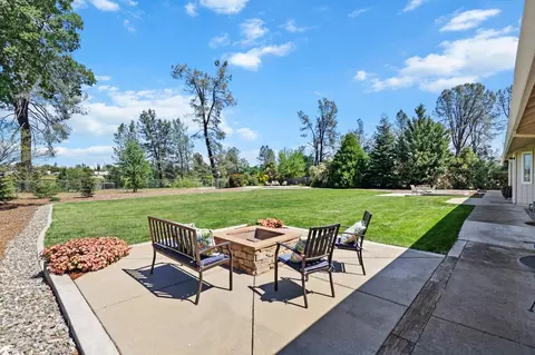 16690 Dorvel Ln, Anderson, CA 96007 photo 3