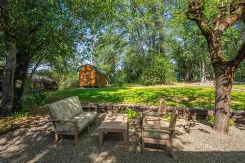 Exterior - 9086 Simmons Rd, Redding, CA 96001 photo 3 of 6