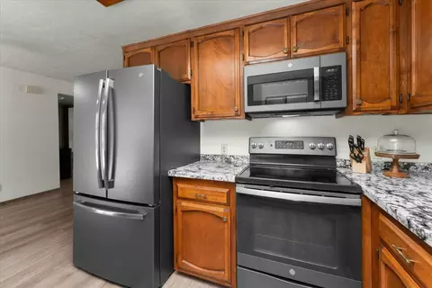 Kitchen - 7650 Pineview Rd, Shingletown, CA 96088 photo 2 of 6