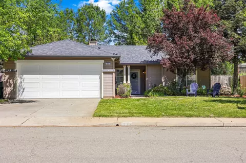 Exterior - 1041 Grouse Dr, Redding, CA 96003 photo 11 of 14