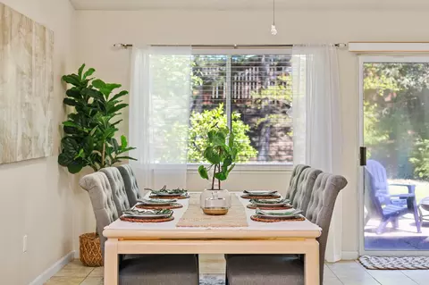 Dining - 1041 Grouse Dr, Redding, CA 96003 photo 4 of 6