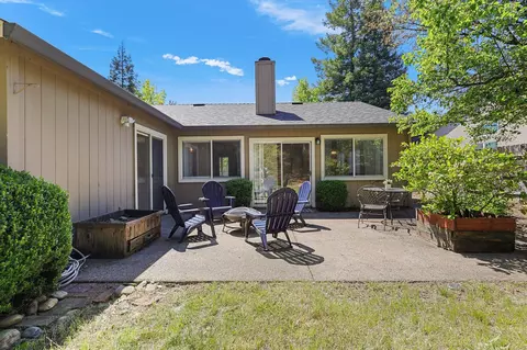 Exterior - 1041 Grouse Dr, Redding, CA 96003 photo 5 of 14