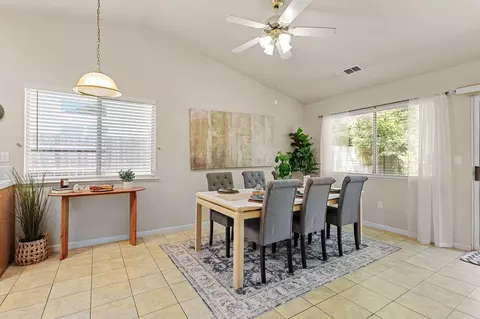 Dining - 1041 Grouse Dr, Redding, CA 96003 photo 5 of 6