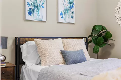Bedroom - 1041 Grouse Dr, Redding, CA 96003 photo 15 of 16