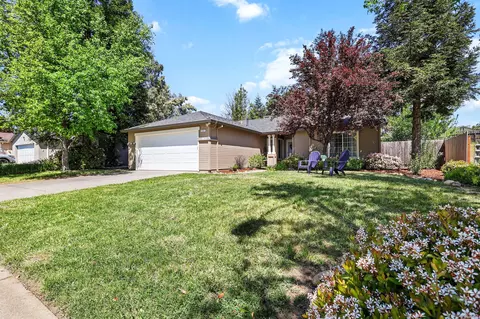 Exterior - 1041 Grouse Dr, Redding, CA 96003 photo 12 of 14