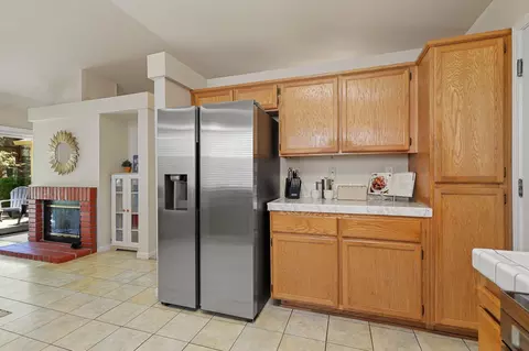 Kitchen - 1041 Grouse Dr, Redding, CA 96003 photo 5 of 5