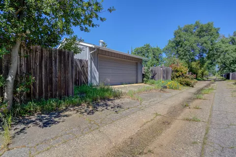 2689 Shasta View Dr, Redding, CA 96002 photo 29