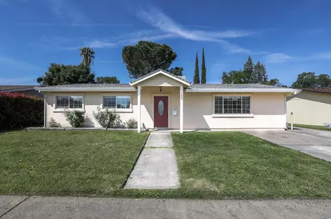 720 Ashmount Ave, Red Bluff, CA 96080