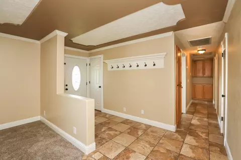 720 Ashmount Ave, Red Bluff, CA 96080 photo 5