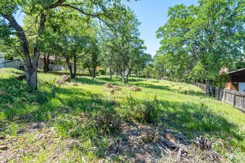 1444 Lakeside Dr, Redding, CA 96001 photo 2