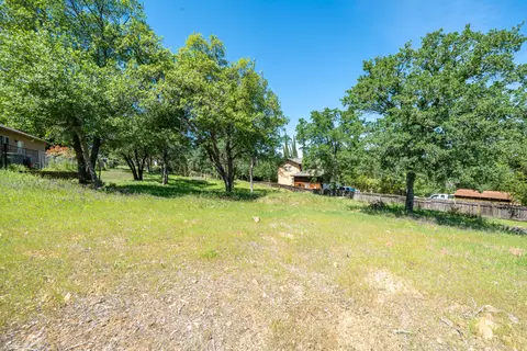 1444 Lakeside Dr, Redding, CA 96001