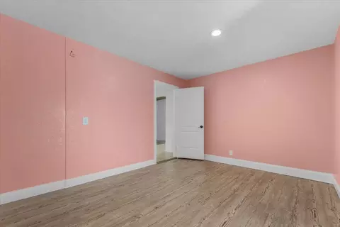 Bedroom - 20846 Clairvaux Ln, Redding, CA 96003 photo 3 of 9