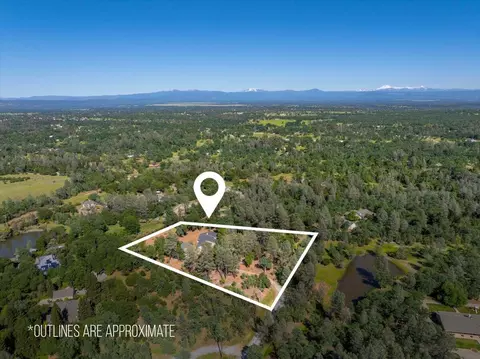 View/Area - 20846 Clairvaux Ln, Redding, CA 96003 photo 2 of 3