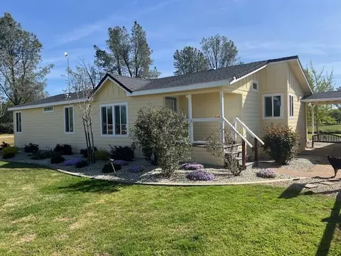 6060 Oak St, Anderson, CA 96007