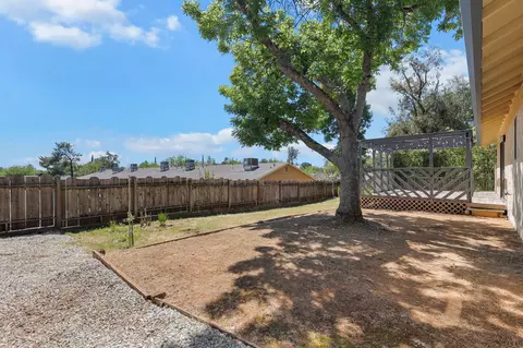 2831 Camulos Way, Redding, CA 96002 photo 25