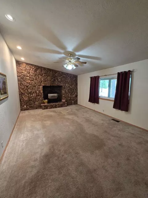 Living - 37150 Sapphire Rd, Burney, CA 96013 photo 3 of 4