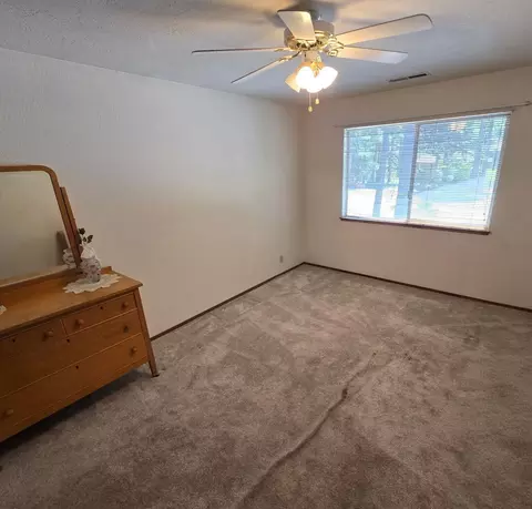 Bedroom - 37150 Sapphire Rd, Burney, CA 96013 photo 3 of 3