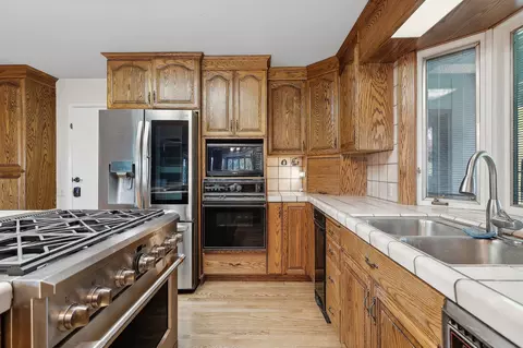 Kitchen - 605 Oleta Dr, Redding, CA 96003 photo 2 of 3