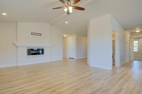 3503 Americana Way, Redding, CA 96003 photo 8