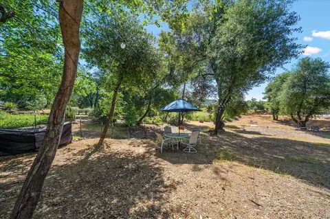 Exterior - 15907 Cindee Ln, Redding, CA 96001 photo 27 of 36