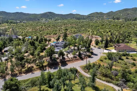 View/Area - 15907 Cindee Ln, Redding, CA 96001 photo 1 of 1