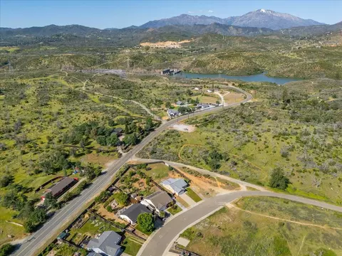 16851 Cape Cod Dr, Redding, CA 96003 photo 33