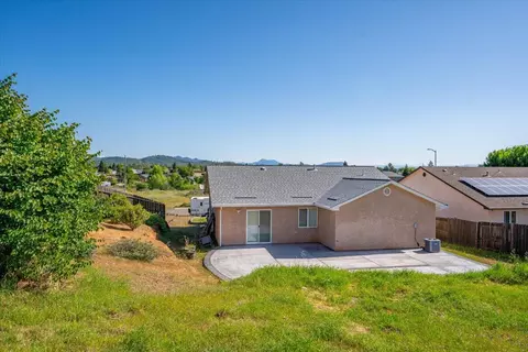 16851 Cape Cod Dr, Redding, CA 96003 photo 30